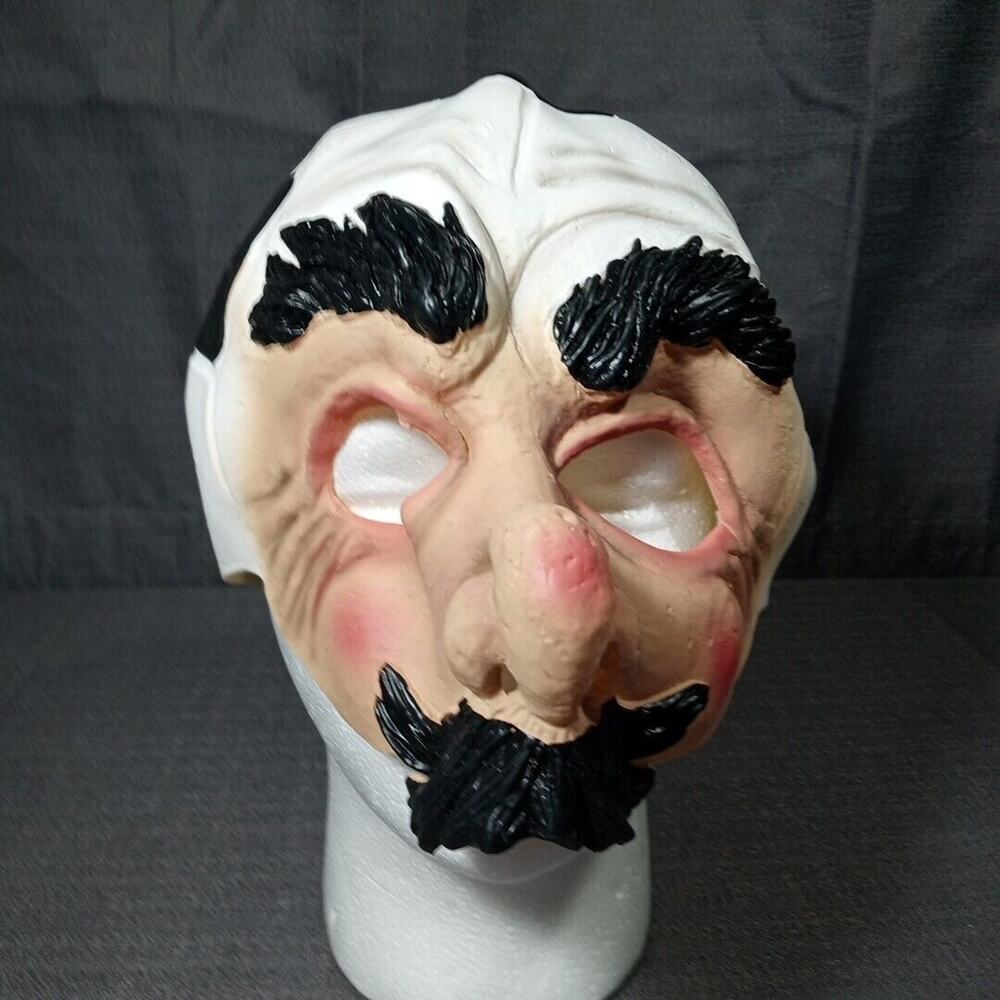 Vintage Totally Ghoul Halloween Mask Soccer Full Head Rubber Vinyl Mask NSL FIFA